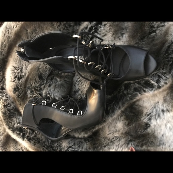 Brand New Guess Sexy Boot/Heels - Picture 4 of 7